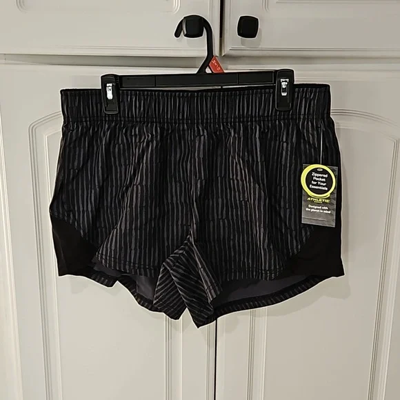NWT Women's Athletic Shorts - Picture 1 of 5